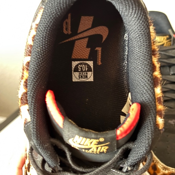 Nike Air Force 1 ’07 LHM “Los Primeros” - Size 10.5 - Picture 8 of 13